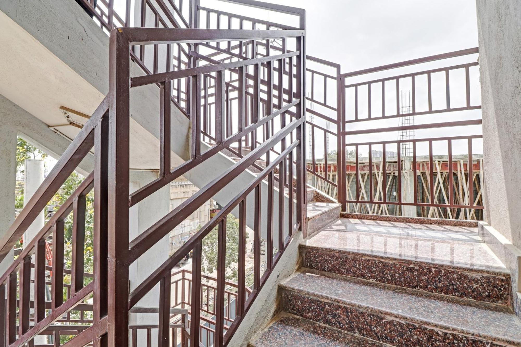 Hotel O Gn Nelli Suites بنغالور المظهر الخارجي الصورة